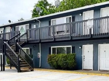 Two bedroom one bath rental by Delavan PDX Property Management in Portland, Oregon