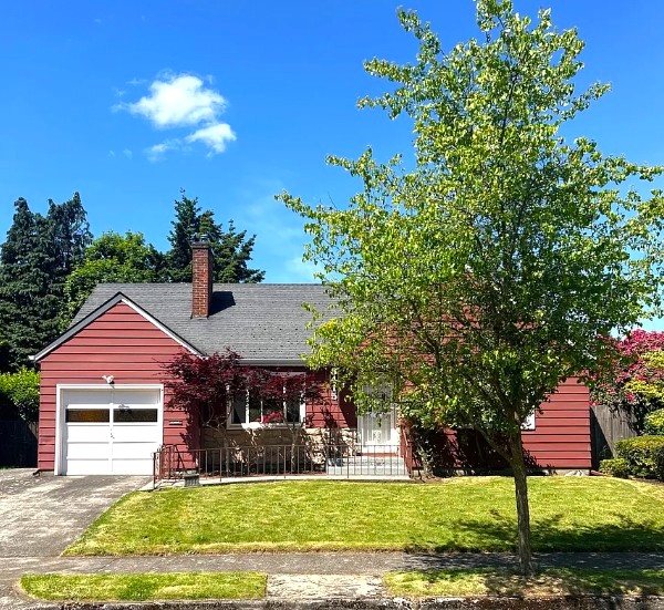 4 bed, 1 bath rental for Delavan PDX Property Management in Portland, Oregon