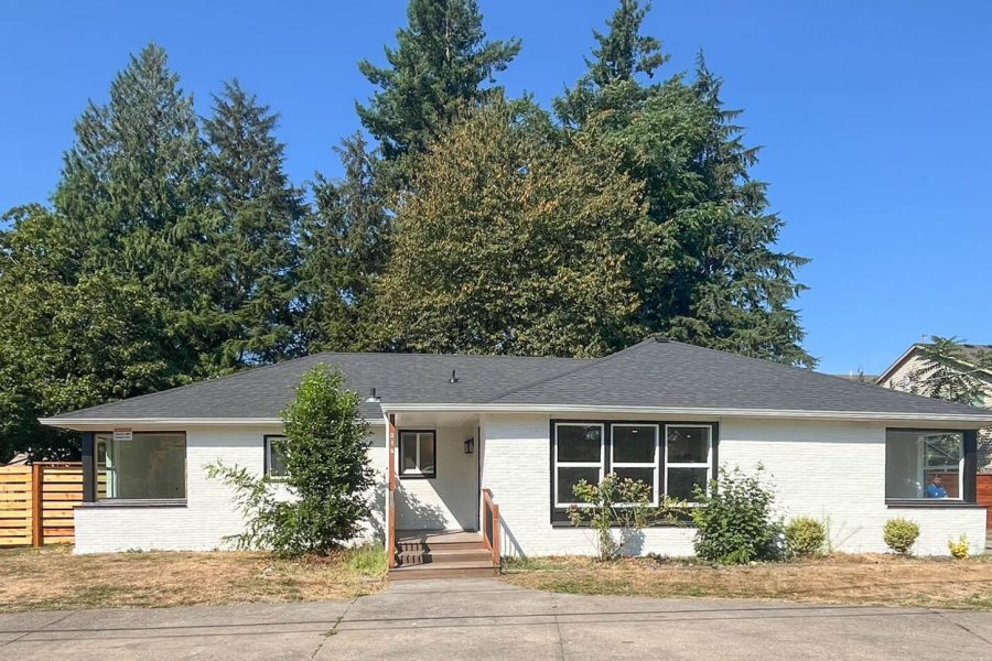 Newly renovated 5 bed, 2 bath rental available to rent in Portland, Oregon by Delavan PDX Property Management